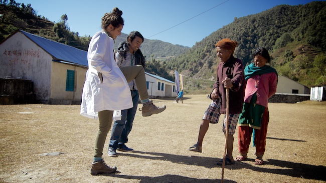 Hanna DeFuria | Acupuncture Volunteer Nepal