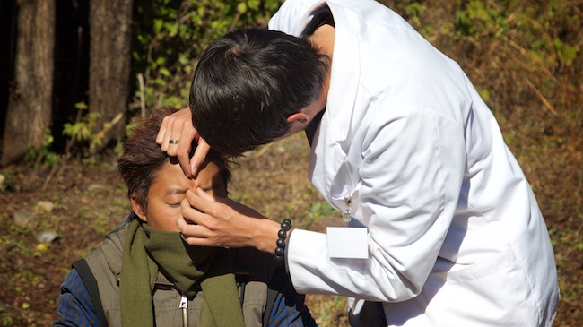 Eliot Sitt | Acupuncture Volunteer Nepal Eliot Sitt | Acupuncture Volunteer Nepal