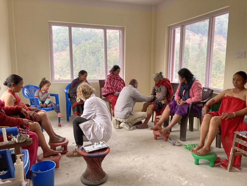 Acupuncture Relief Project | Good Health Nepal | Kara Saltz Acupuncture Relief Project | Good Health Nepal | Kara Saltz