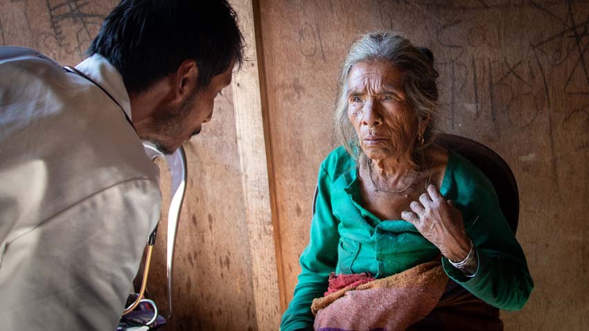 Acupuncture Relief Project | Good Health Nepal | Andrew Schlabach