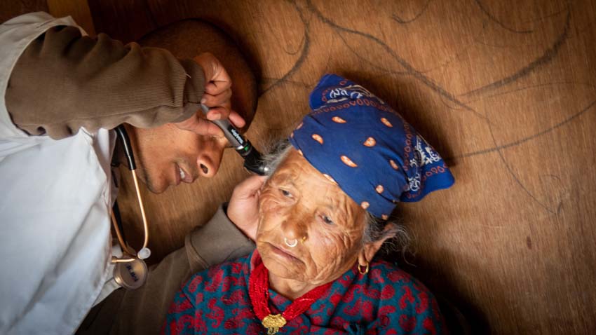 Acupuncture Relief Project | Good Health Nepal | Andrew Schlabach