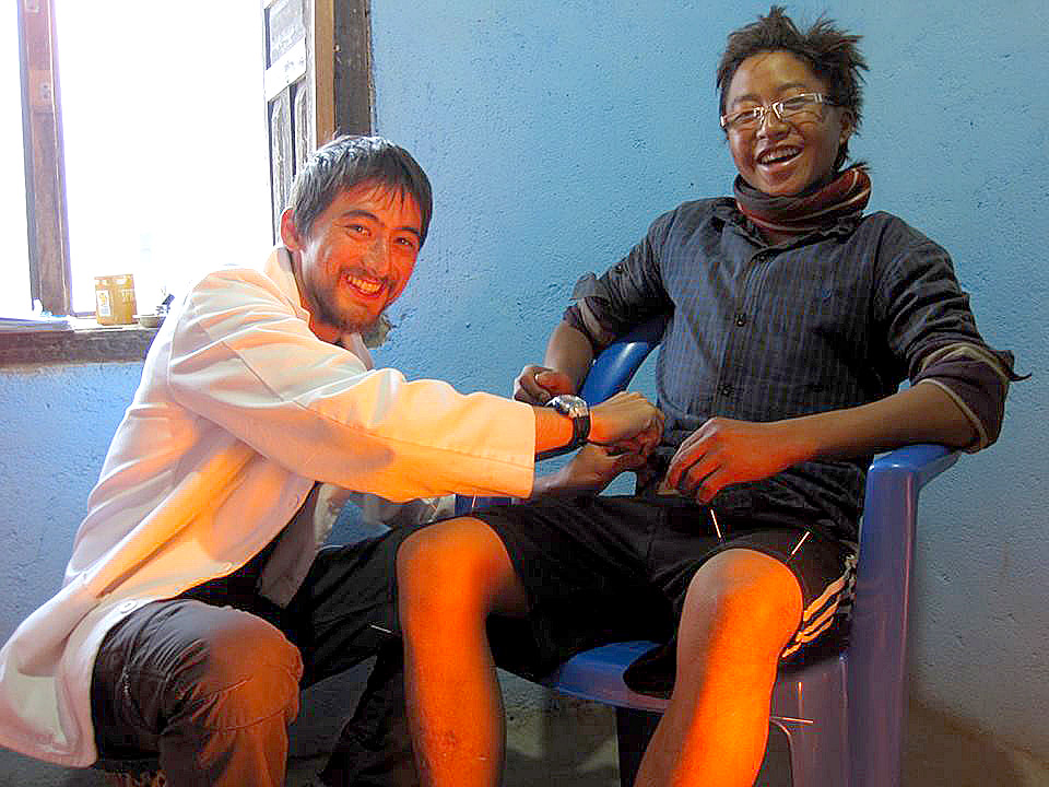 bilateral hip pain case study